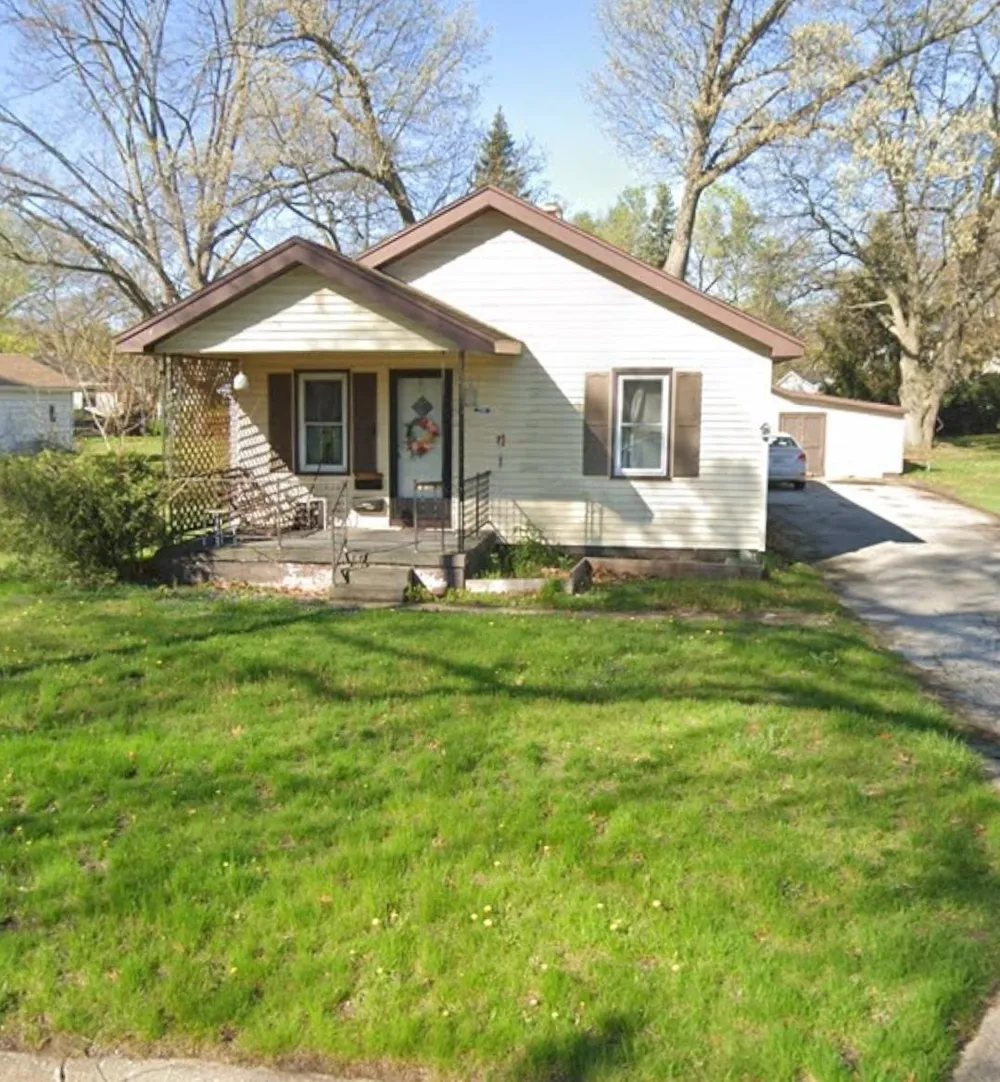 2335 Moon Street Muskegon City, MI 49441