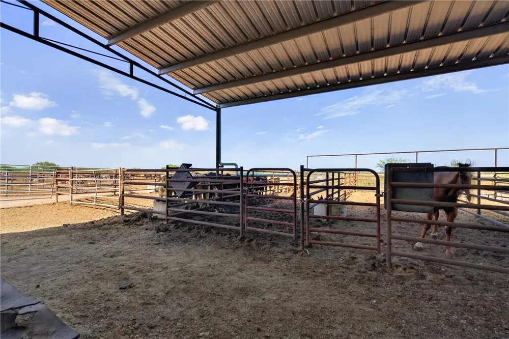 1389 W FM 2044 Alice, TX 78332