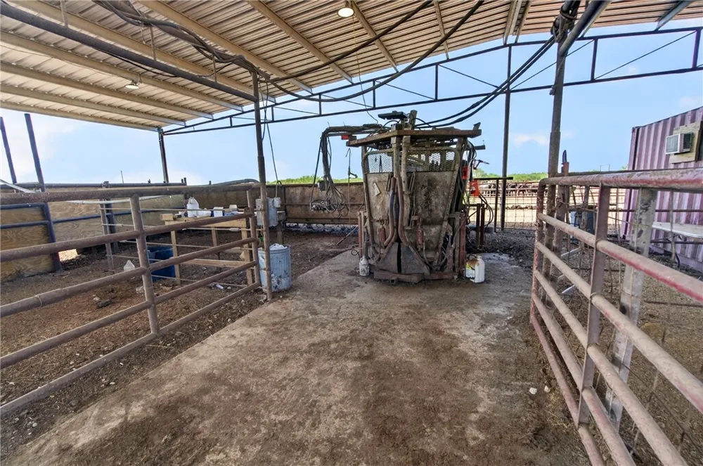 1389 W FM 2044 Alice, TX 78332
