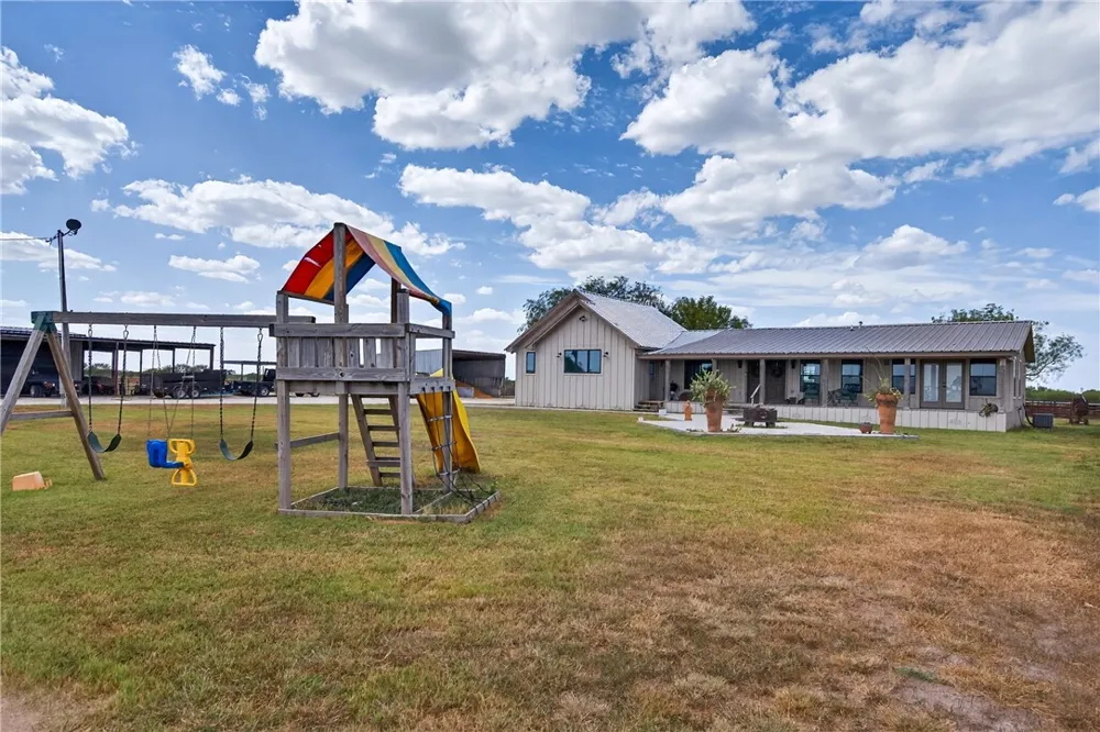 1389 W FM 2044 Alice, TX 78332
