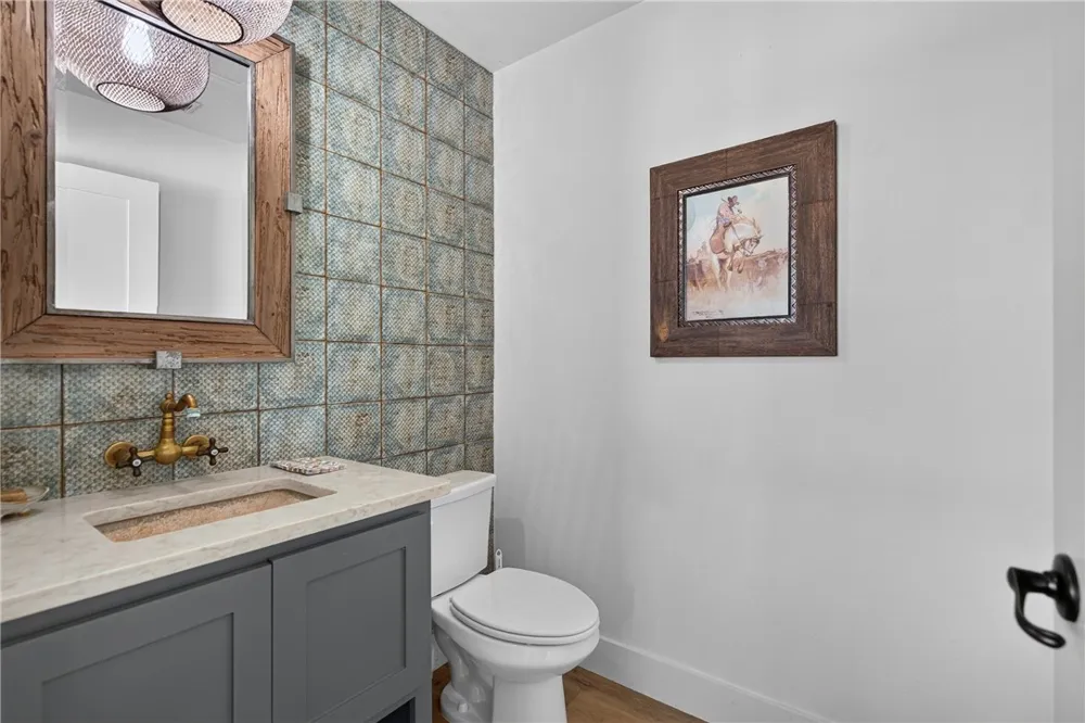 1389 W FM 2044 Alice, TX 78332