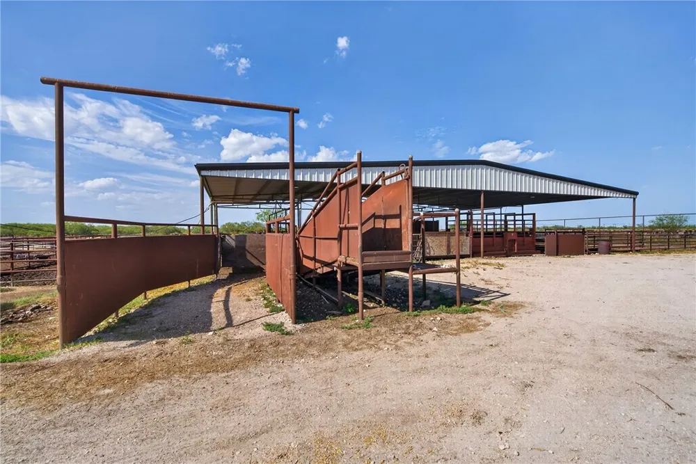 1389 W FM 2044 Alice, TX 78332