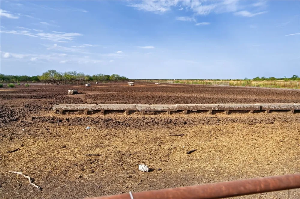 1389 W FM 2044 Alice, TX 78332