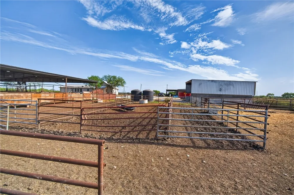 1389 W FM 2044 Alice, TX 78332
