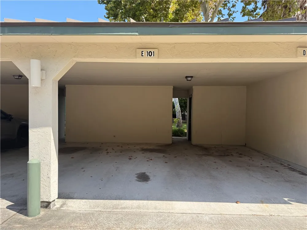 302 Saint Andrews Street #101E Rockport, TX 78382