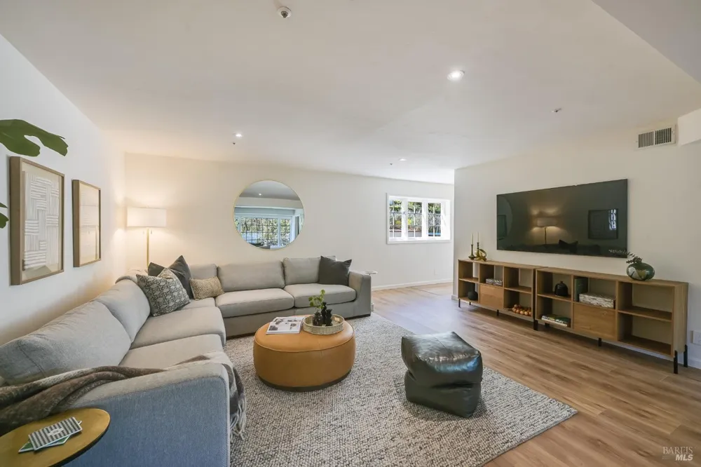 120 Ricardo Road Mill Valley, CA 94941