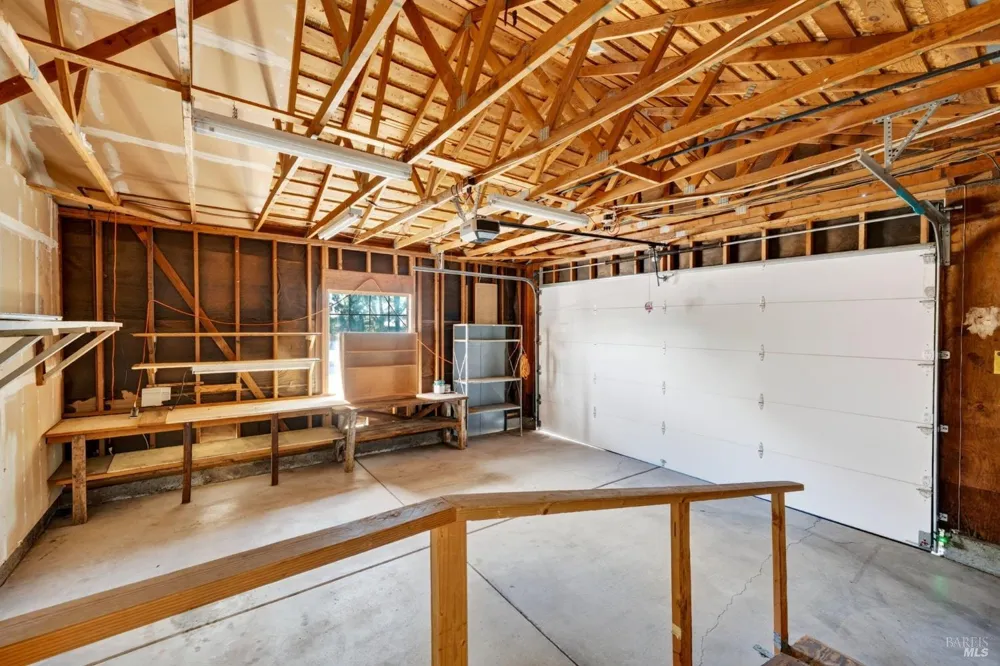 582 Maria Drive Petaluma, CA 94954