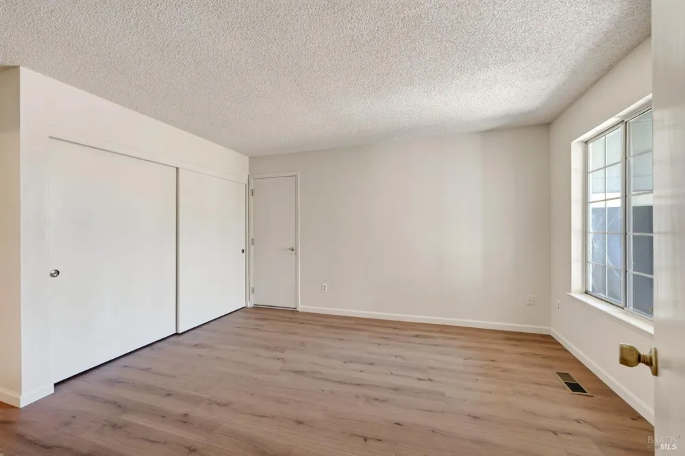 582 Maria Drive Petaluma, CA 94954