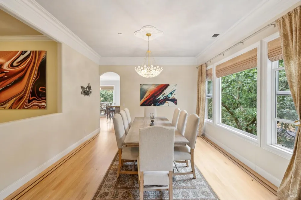 2588 Vineyard Road Novato, CA 94947