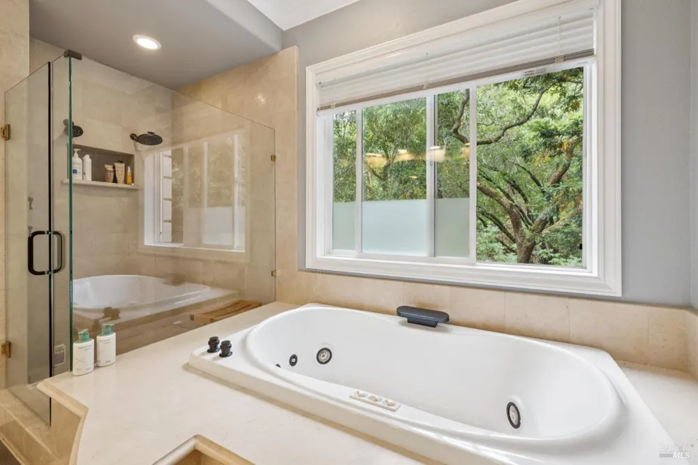 2588 Vineyard Road Novato, CA 94947