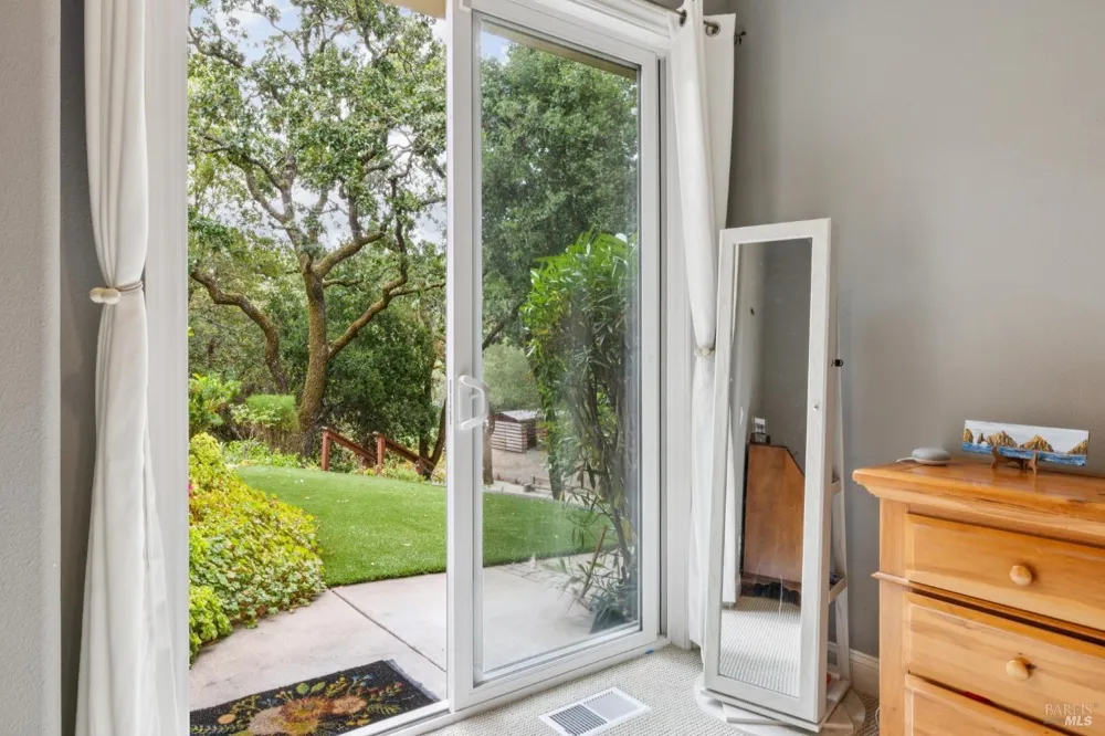 2588 Vineyard Road Novato, CA 94947