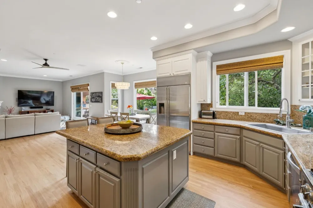 2588 Vineyard Road Novato, CA 94947