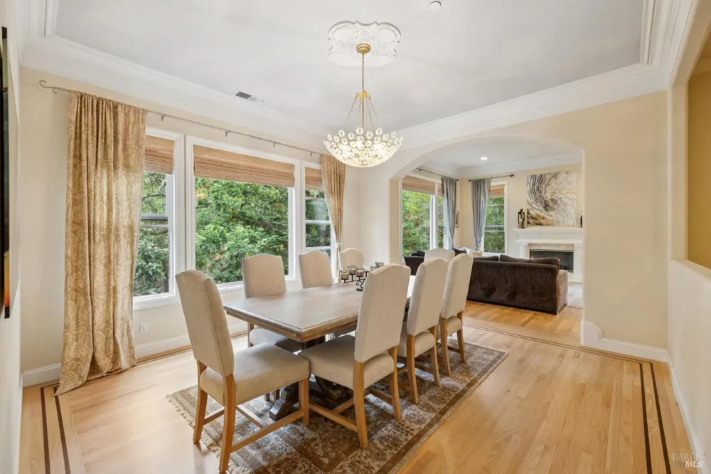 2588 Vineyard Road Novato, CA 94947