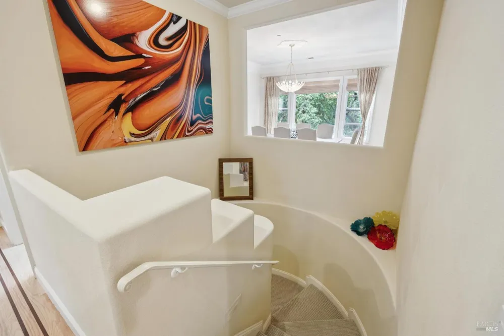 2588 Vineyard Road Novato, CA 94947