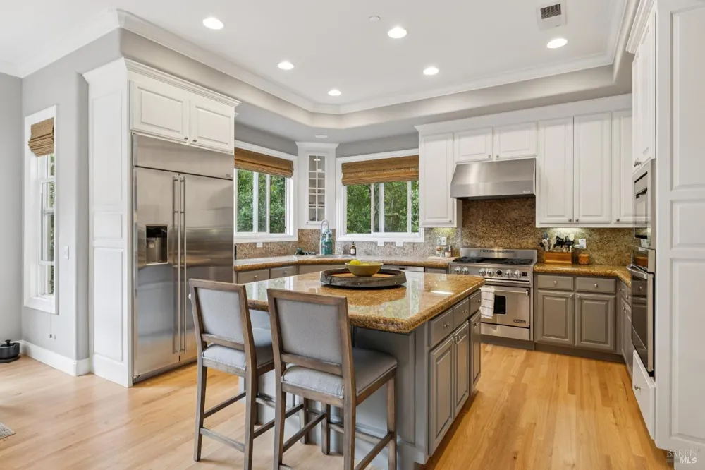 2588 Vineyard Road Novato, CA 94947