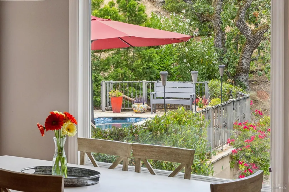 2588 Vineyard Road Novato, CA 94947