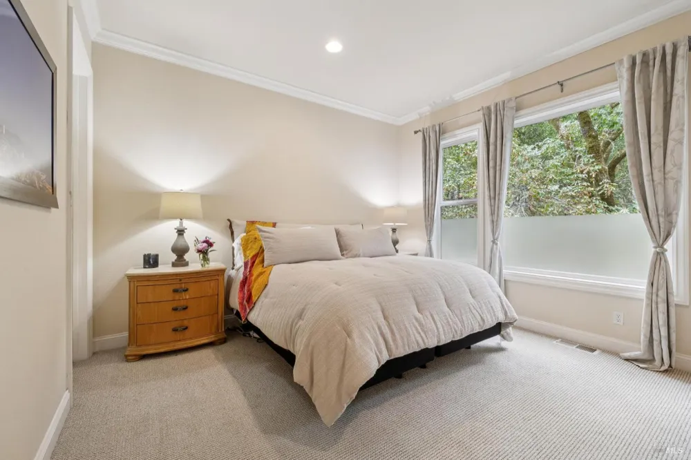 2588 Vineyard Road Novato, CA 94947