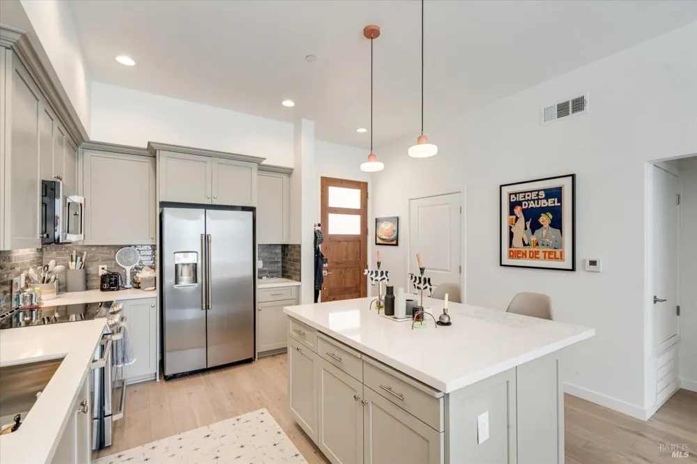 1655 Second Street Napa, CA 94559