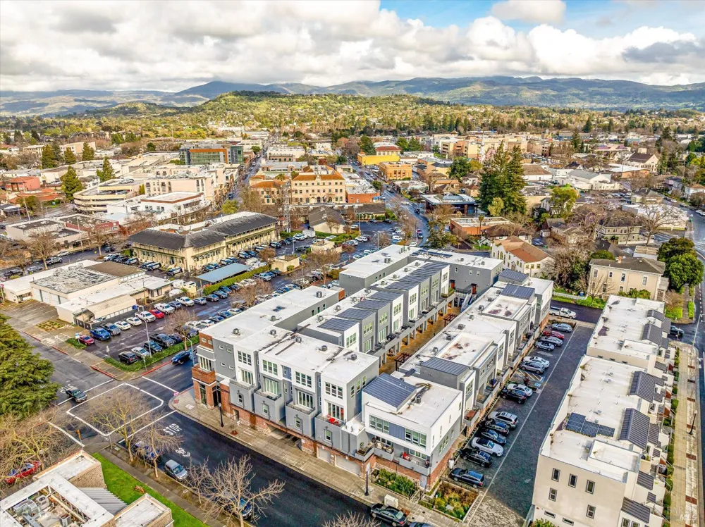 1655 Second Street Napa, CA 94559