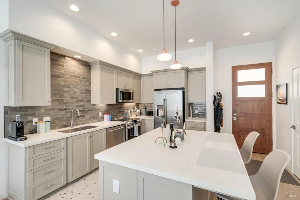 1655 Second Street Napa, CA 94559
