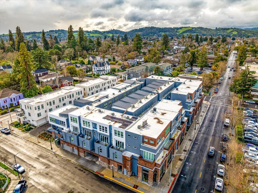 1655 Second Street Napa, CA 94559