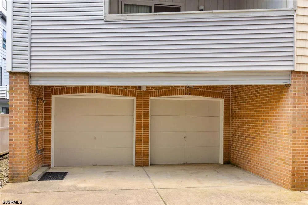 9704 Pacific Ave Margate, NJ 08402