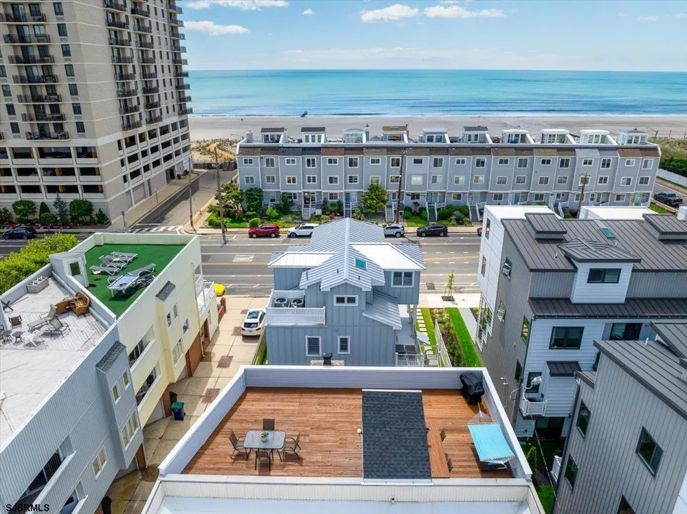 9704 Pacific Ave Margate, NJ 08402