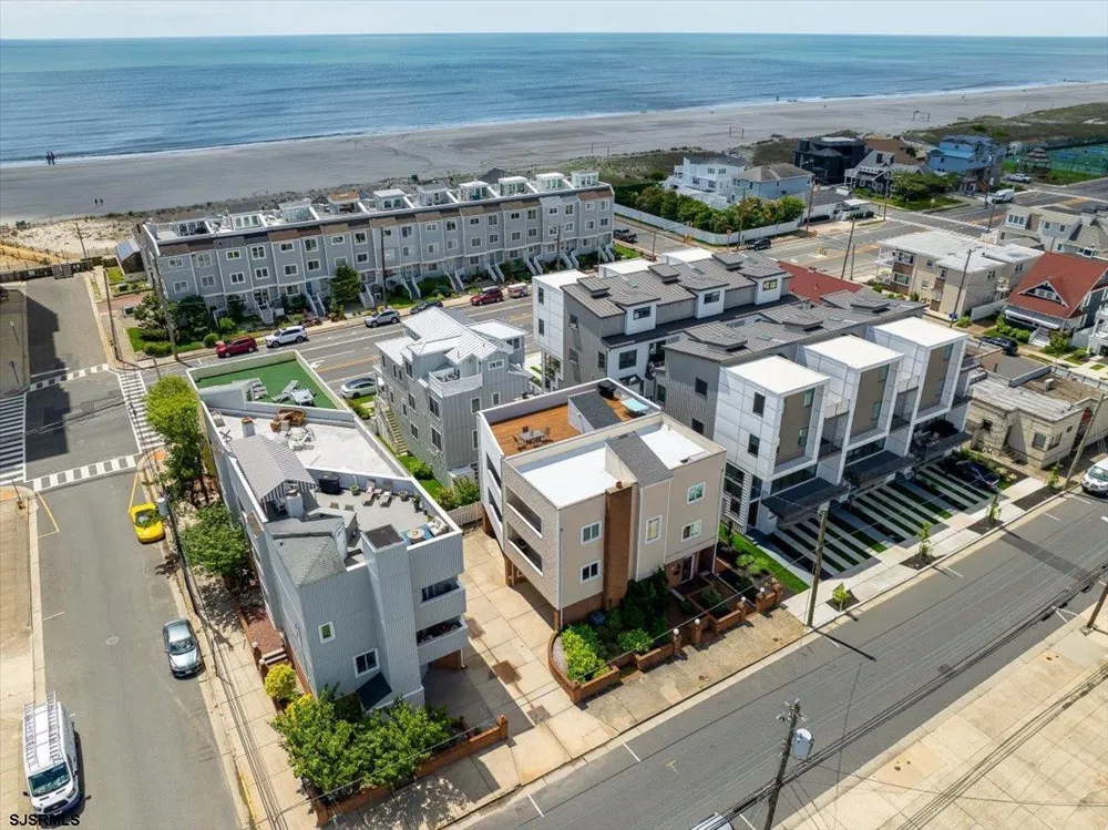 9704 Pacific Ave Margate, NJ 08402