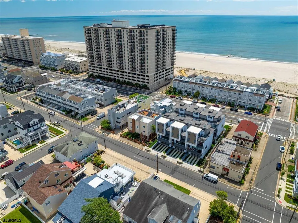 9704 Pacific Ave Margate, NJ 08402