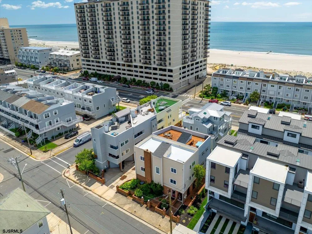 9704 Pacific Ave Margate, NJ 08402