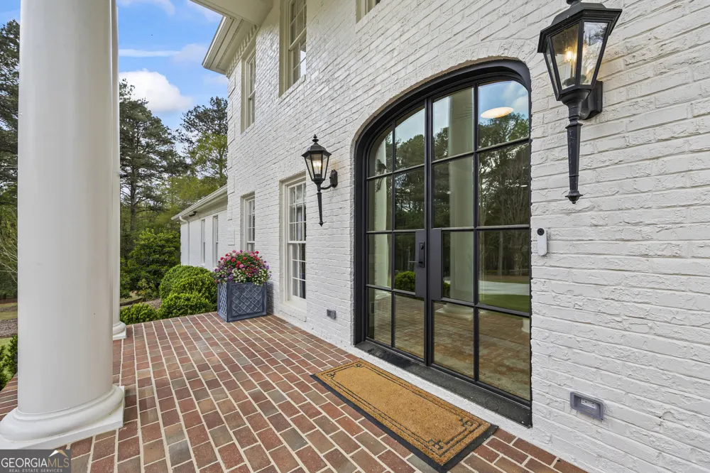 1900 Crystal Hills DR Athens, GA 30606