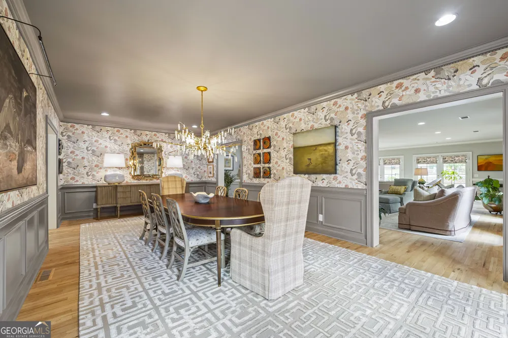 1900 Crystal Hills DR Athens, GA 30606