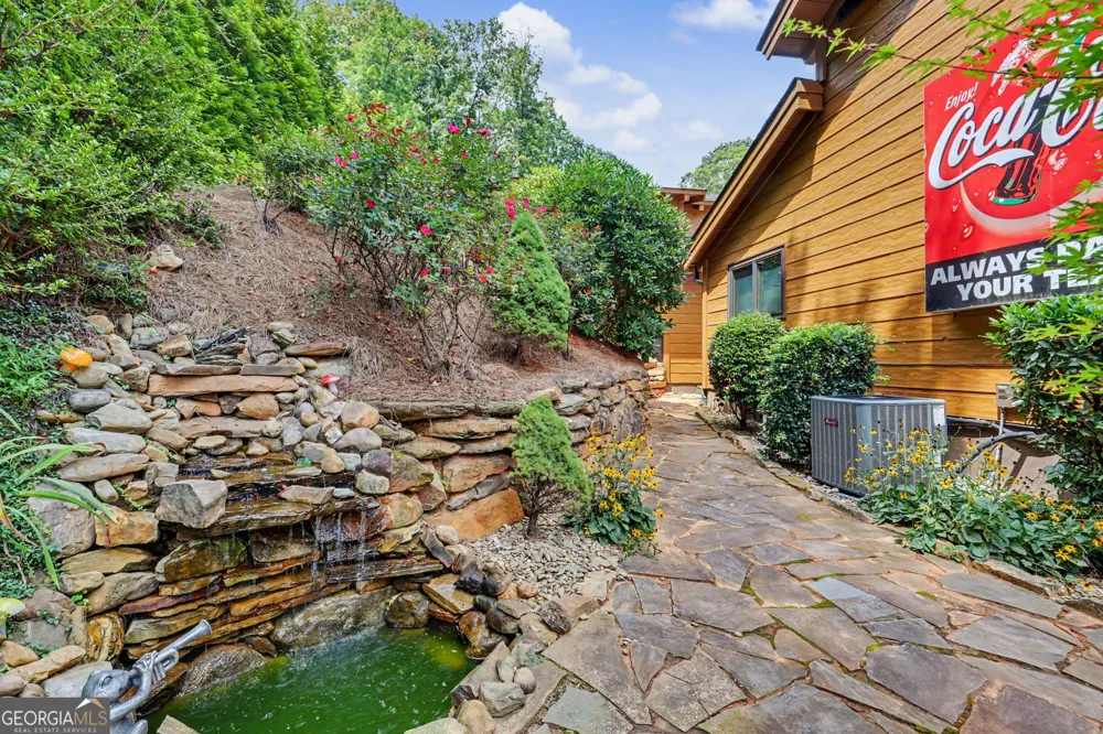 557 Fox Trot RD Clayton, GA 30525