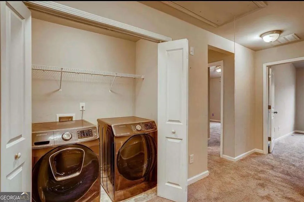 1526 Brookmere WAY Cumming, GA 30040