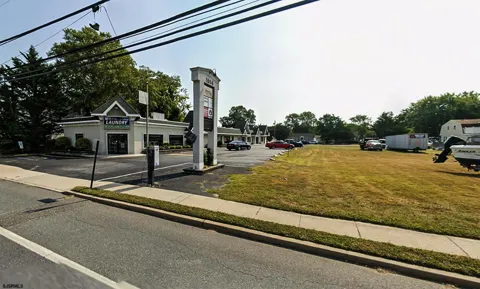 1804 BAYSHORE Road