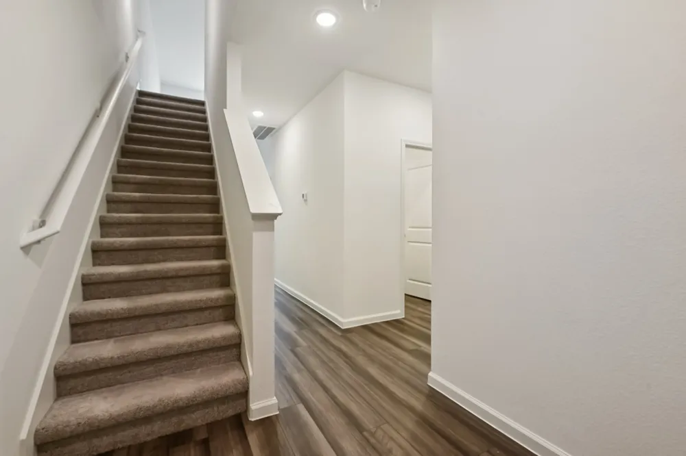457 Old Western Pass Jarrell, TX 76537