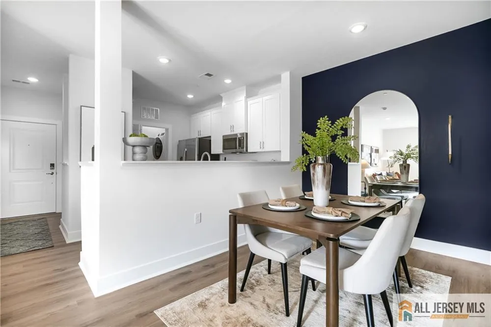 1104 Mary Ashby Drive Pennington, NJ 08534
