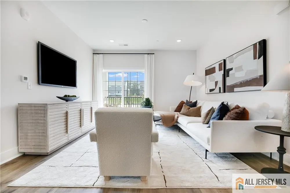1104 Mary Ashby Drive Pennington, NJ 08534