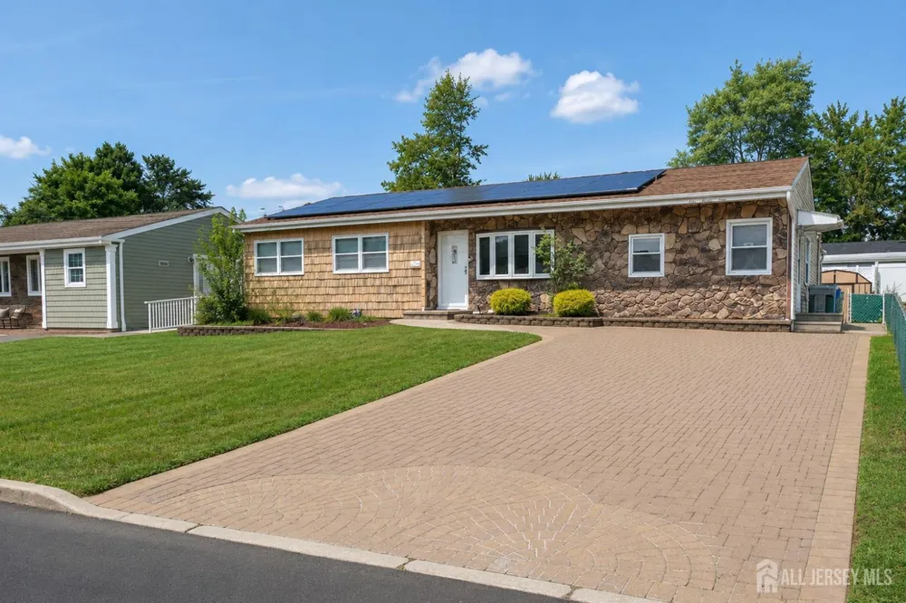 199 Princeton Road Parlin, NJ 08859