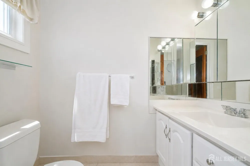 199 Princeton Road Parlin, NJ 08859