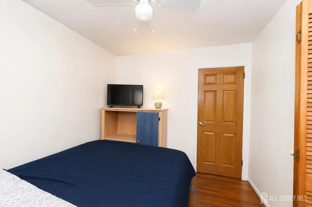 199 Princeton Road Parlin, NJ 08859