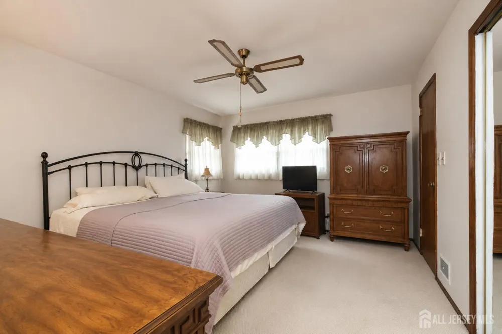 199 Princeton Road Parlin, NJ 08859