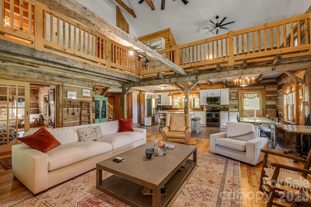146 Gentry Farm Drive Hot Springs, NC 28743
