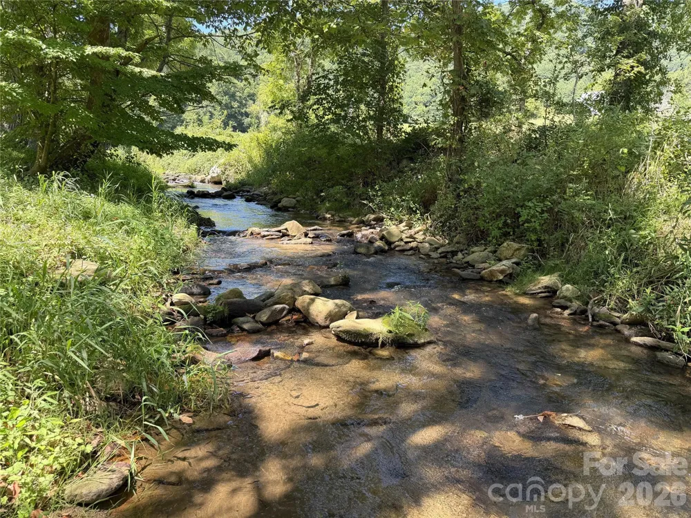 146 Gentry Farm Drive Hot Springs, NC 28743