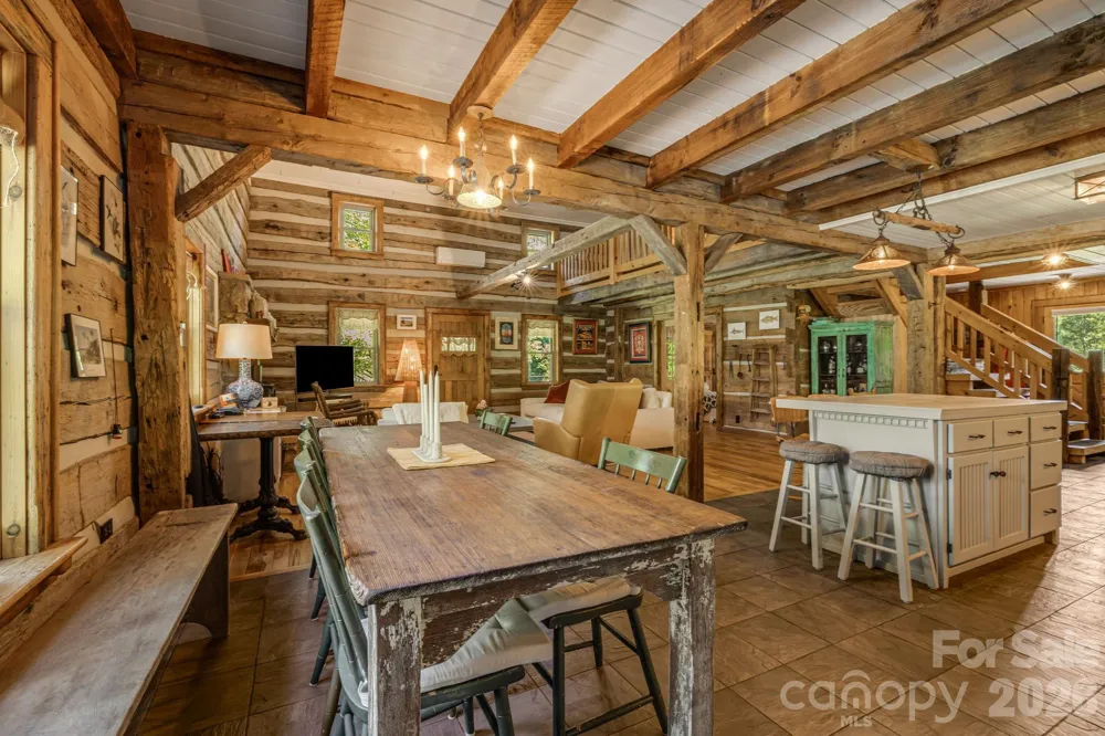 146 Gentry Farm Drive Hot Springs, NC 28743