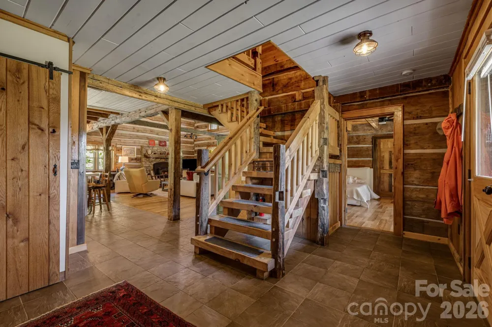 146 Gentry Farm Drive Hot Springs, NC 28743