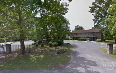 282 Greenwich Drive #12