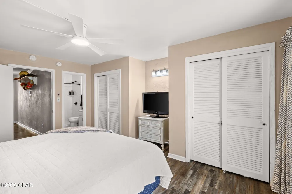 8727 Thomas Drive #B6 Panama City, FL 32408
