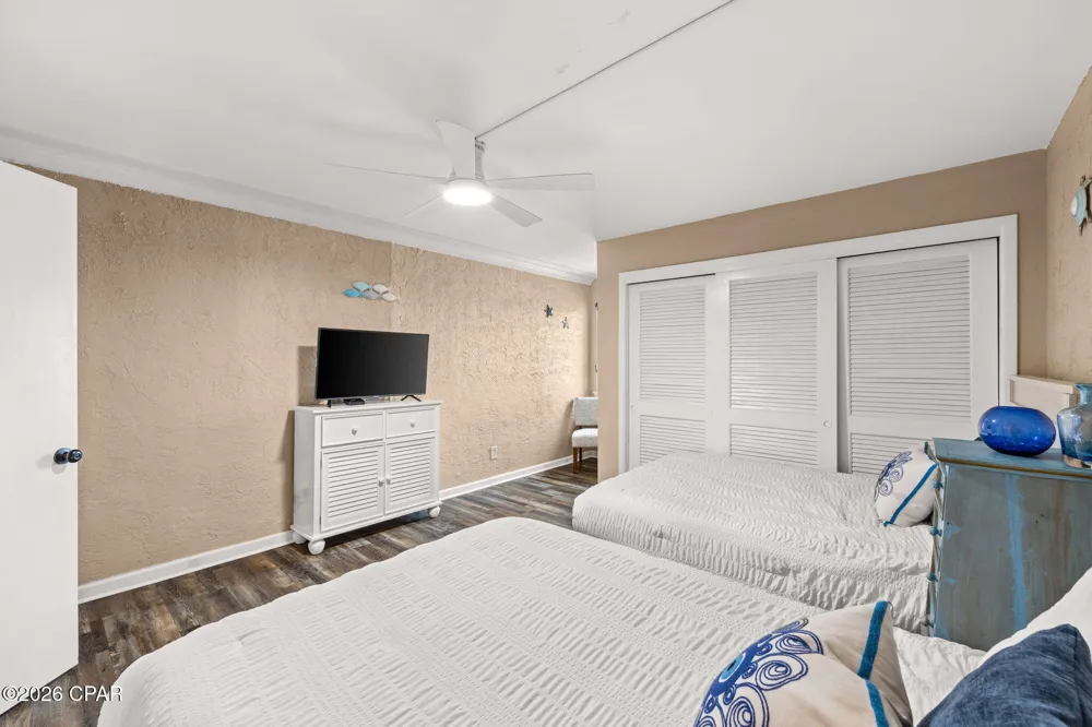 8727 Thomas Drive #B6 Panama City, FL 32408