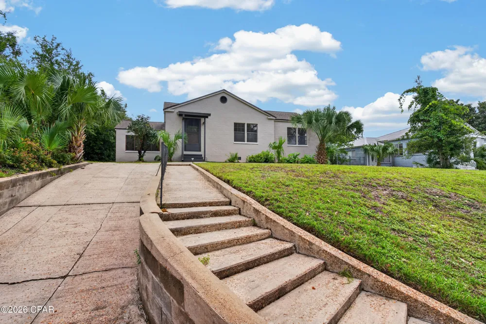 312 Cove Boulevard Panama City, FL 32401